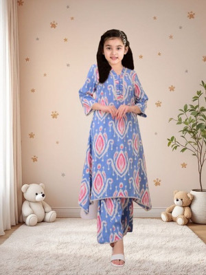 Heerkart Girls Casual Dupatta and Pyjama Set(Multicolor Pack of 1)