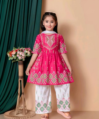 HrCollection Girls Casual Kurta, Pyjama & Dupatta Set(White Pack of 1)