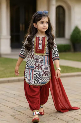 MHABIBA Girls Festive & Party Kurta, Churidar & Dupatta Set(Red Pack of 1)