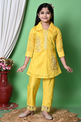 Jbegam Girls Casual Kurta and Pyjama Set(Yellow Pack of 1)