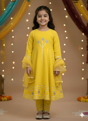 Pari Mahal Girls Festive & Party Kurta and Pyjama Set(Yellow Pack of 1)