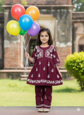 ADR CHIKANKARI Girls Festive & Party, Casual, Formal, Wedding Kurta and Pyjama Set(Maroon Pack of 1)