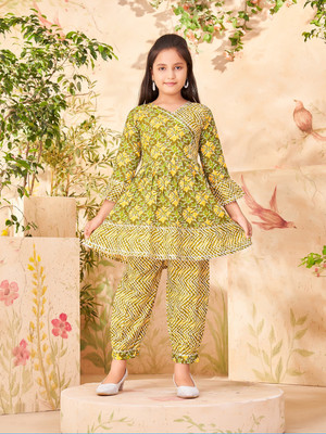 Tasrika Girls Festive & Party Kurta and Patiala Set(Green Pack of 2)