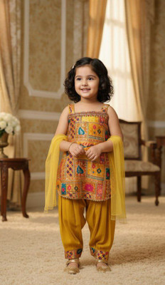 Chawla jee traders Baby Girls Festive & Party, Wedding Kurti, Patiala and Dupatta Set(Yellow Pack of 1)