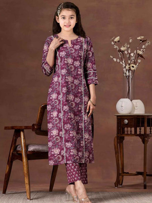 Vetrokart Girls Casual Dupatta and Pyjama Set(Maroon Pack of 1)