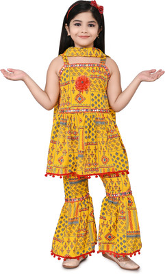 YAYAVAR Girls Festive & Party Kurta and Palazzo Set(Yellow Pack of 1)