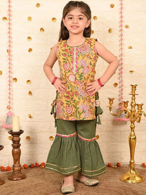 Sangria Girls Festive & Party Pathani Suit Set(Yellow Pack of 1)