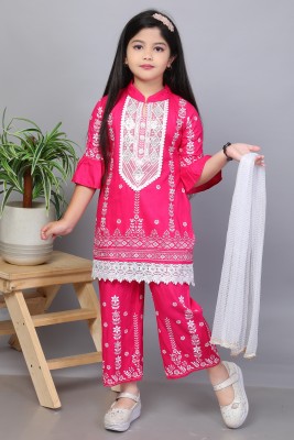 Maheera Fashion Baby Girls Festive & Party Kurta and Churidar Set(Pink Pack of 1)