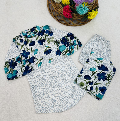 Look Classic Girls Casual Kurta and Pyjama Set(White Pack of 1)