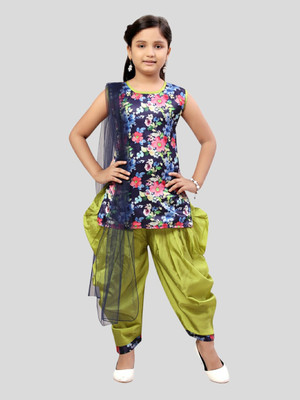 Aarika Girls Festive & Party Kurti, Patiala and Dupatta Set(Green Pack of 1)