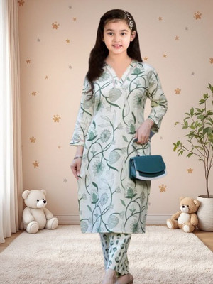 Mitukart Girls Casual Dupatta and Pyjama Set(White Pack of 1)