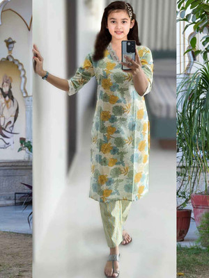 Apnisha Girls Festive & Party, Casual Kurta and Pyjama Set(Yellow Pack of 1)