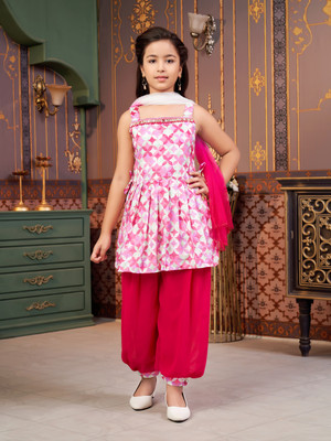 Aarika Girls Festive & Party Kurta and Patiala Set(Pink Pack of 1)