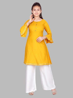 Aarika Girls Casual Kurta and Palazzo Set(Yellow Pack of 1)
