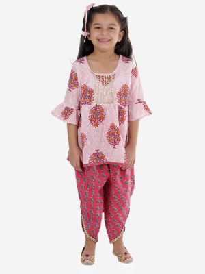 Superminis Baby Girls Festive & Party Kurta and Pyjama Set(Pink Pack of 1)