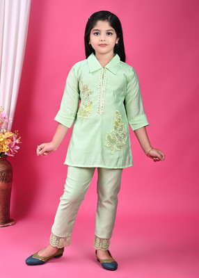 AMYLOOK Girls Festive & Party Kurta and Pyjama Set(Green Pack of 1)