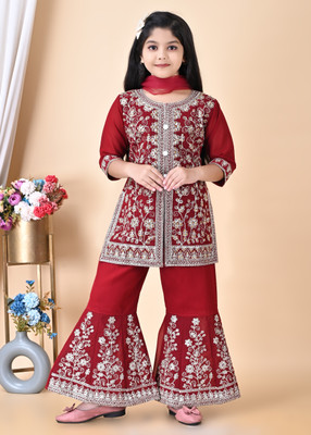 MK LASKAR FASHION Girls Festive & Party Kurta, Churidar & Dupatta Set(Maroon Pack of 1)