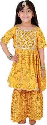 Superminis Girls Festive & Party Kurta and Palazzo Set(Yellow Pack of 1)