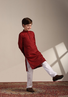 MANYAVAR Boys Festive & Party Kurta and Pyjama Set(Maroon Pack of 1)