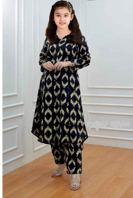 Bholukart Girls Festive & Party Kurta and Pyjama Set(Black Pack of 1)
