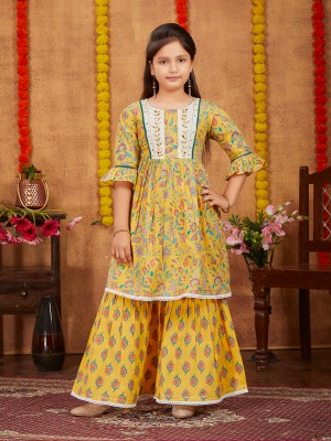 Aarika Girls Festive & Party Salwar and Kurta Set(Yellow Pack of 1)