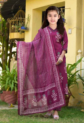Various Vault Girls Casual Kurta and Churidar Set(Maroon Pack of 3)