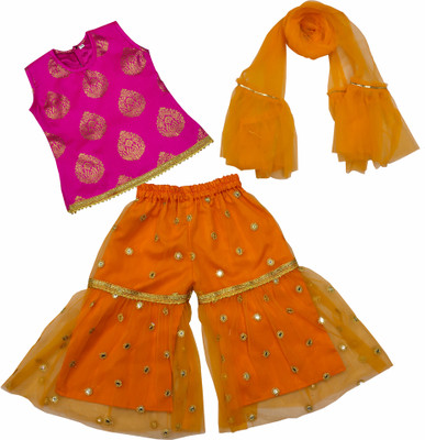 ALMOND STYLE Girls Casual Kurta, Pyjama & Dupatta Set(Orange Pack of 1)