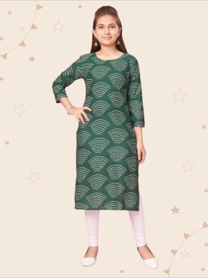 Kidotsav Girls Casual Kurti and Legging Set(Green Pack of 1)