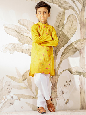 VASTRAMAY Boys Festive & Party Kurta and Pyjama Set(Yellow Pack of 1)