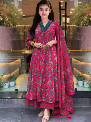 Heerkart Girls Casual Churidar and Dupatta Set(Pink Pack of 1)