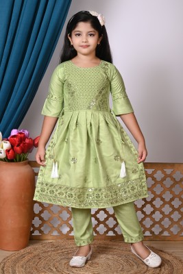 Z NEW KOLPONA FASHION Girls Festive & Party Kurta and Pyjama Set(Green Pack of 1)