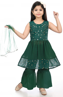 nazmen dresses Girls Festive & Party Kurta and Dupatta Set(Green Pack of 1)