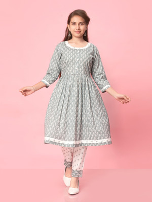 Aarika Girls Festive & Party Kurta and Trouser Set(Grey Pack of 1)