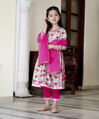 CHANDRAWAT Girls Festive & Party Kurta, Pyjama & Dupatta Set(Pink Pack of 1)
