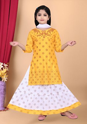 ejarul Girls Casual Kurta and Skirt Set(Yellow Pack of 1)