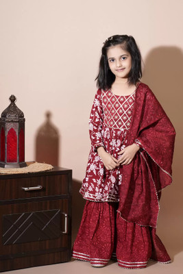 Raithan Girls Festive & Party Kurta, Pyjama & Dupatta Set(Maroon Pack of 1)