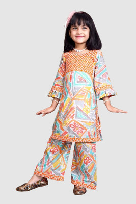 ALMS TRENDZ Girls Casual Kurta and Palazzo Set(Multicolor Pack of 1)