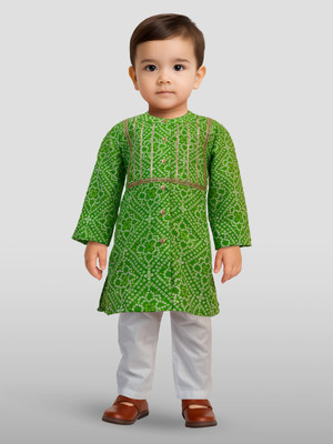 VASTRAMAY Baby Boys Festive & Party Kurta and Pyjama Set(Green Pack of 1)