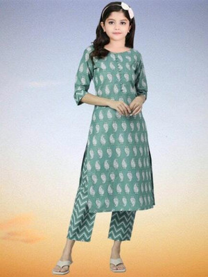 Vetrokart Girls Festive & Party, Wedding Kurta and Pyjama Set(Green Pack of 1)
