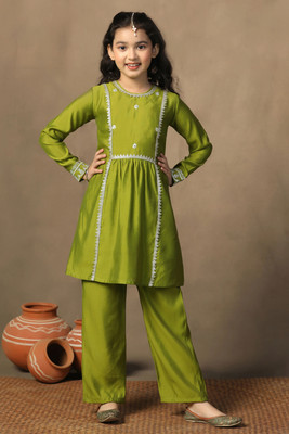Fashion Dream Girls Festive & Party Kurta and Palazzo Set(Green Pack of 1)