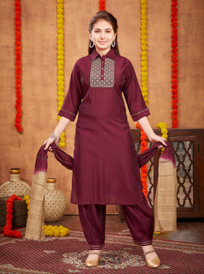 Sangria Girls Festive & Party Kurta and Patiala Set(Maroon Pack of 1)