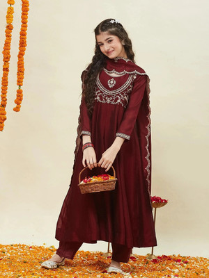 Curly Tales Girls Festive & Party Kurta and Dupatta Set(Maroon Pack of 1)