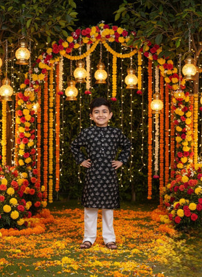maaesa Boys Casual, Festive & Party Kurta and Pyjama Set(Black Pack of 1)