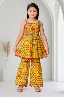 MCST Girls Casual Kurta and Palazzo Set(Yellow Pack of 1)
