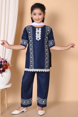 NISSAN CREATIONS Girls Casual Kurta and Pyjama Set(Dark Blue Pack of 1)