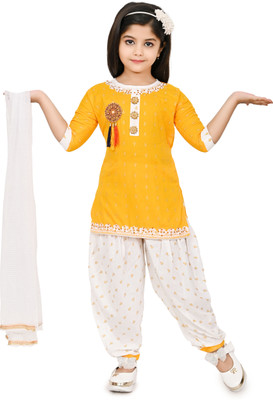 Suhana Kolkata Girls Festive & Party Dhoti & Kurta Set(Yellow Pack of 1)