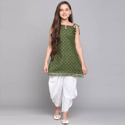 Curly Tales Girls Festive & Party, Wedding Kurta and Dhoti Pant Set