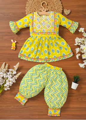 KIDS PARYANIS Baby Girls Festive & Party, Wedding, Casual Kurta and Dhoti Pant Set(Yellow Pack of 1)
