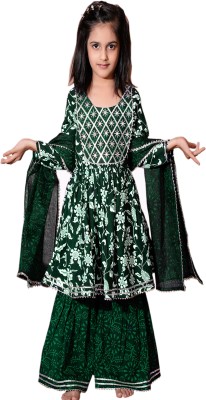 CHANDRAWAT Girls Festive & Party Kurta and Dupatta Set(Green Pack of 1)