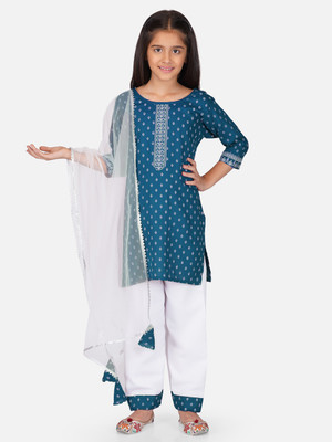SHAHUDI DESIGNER Girls Casual Kurta, Pyjama & Dupatta Set(Light Blue Pack of 1)